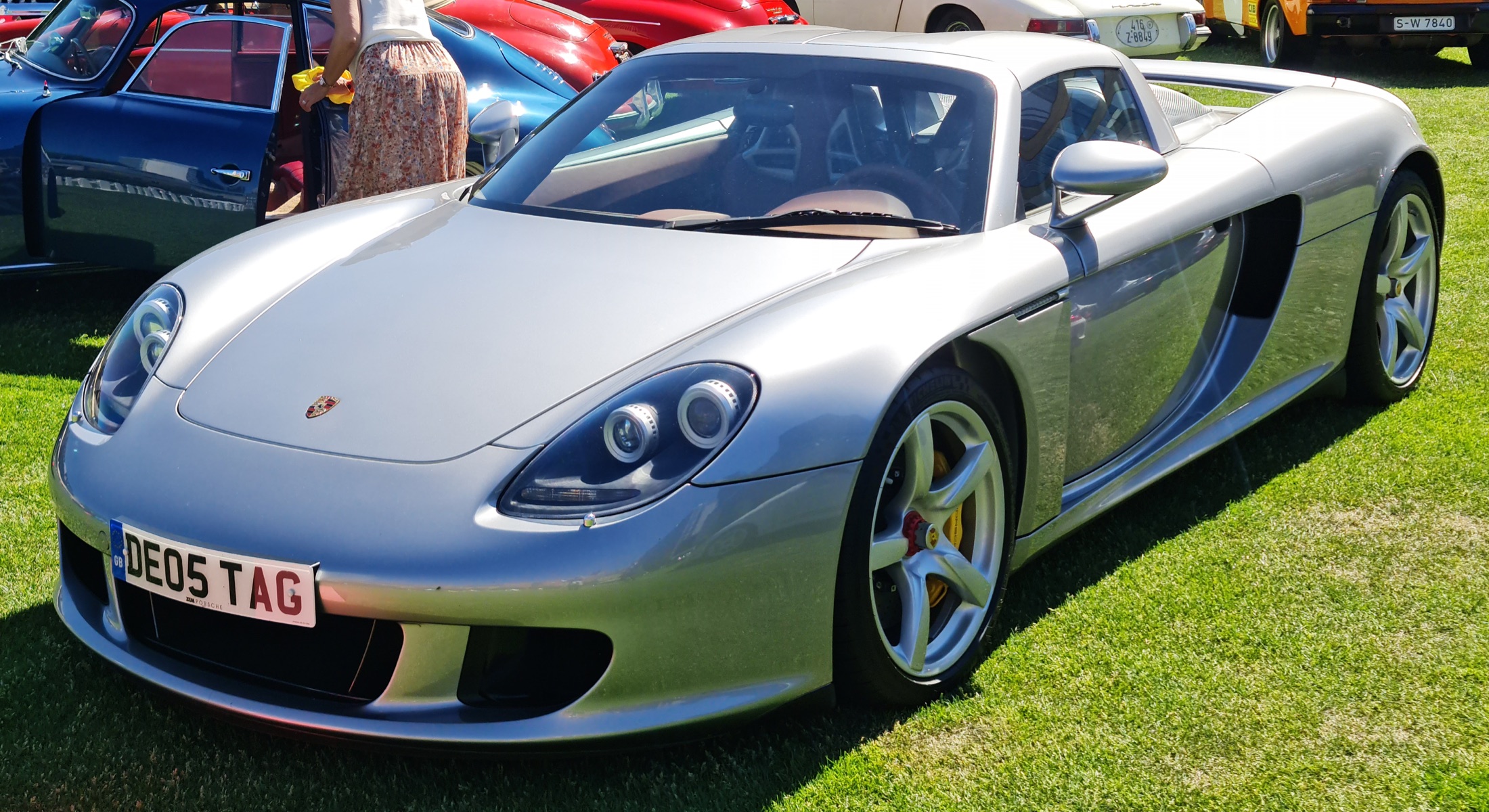 Porsche Carrera GT in GT Silver